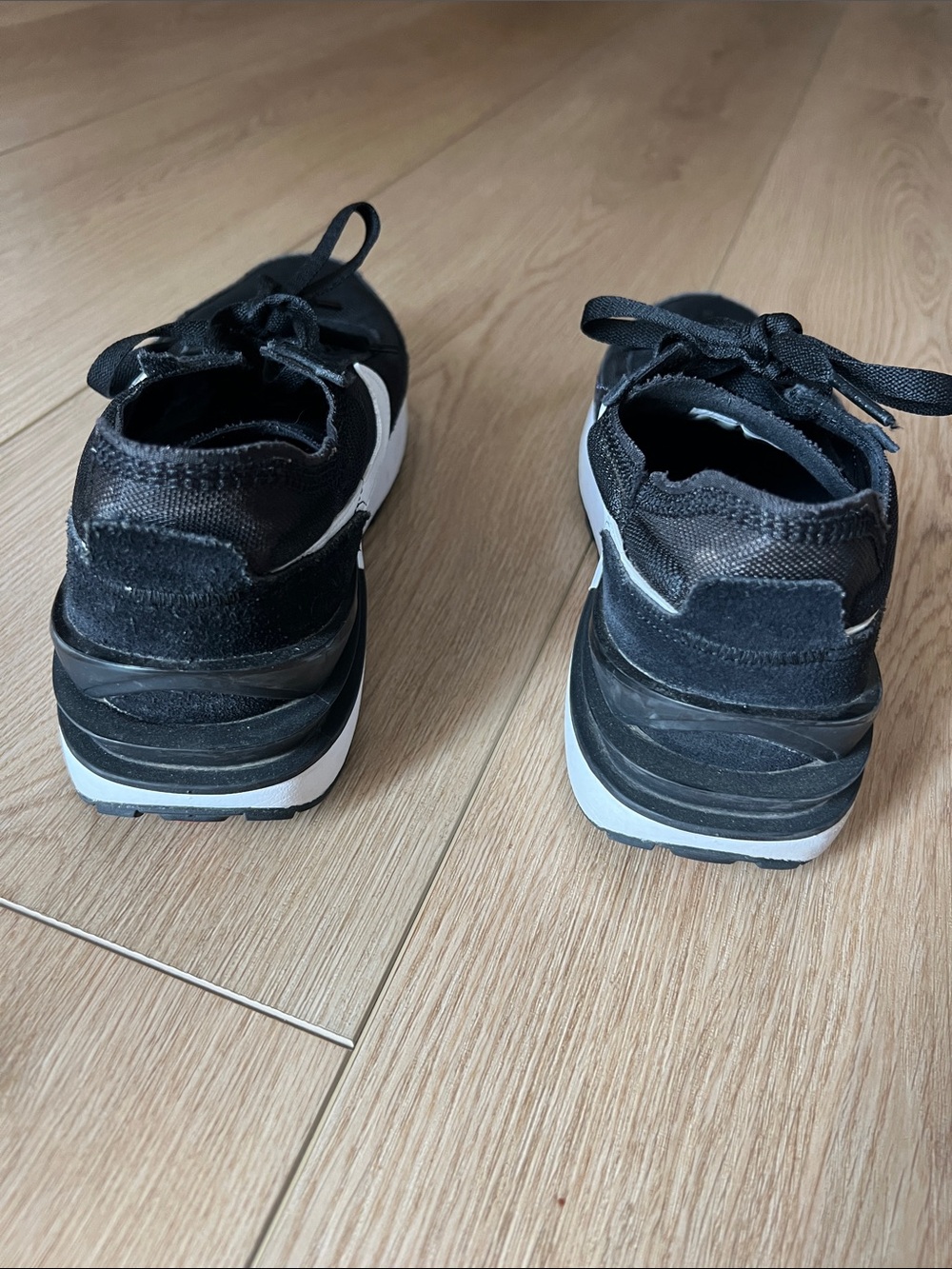 Nike Women’s Black Lace-Up Running Sneakers - Picture 3 of 5